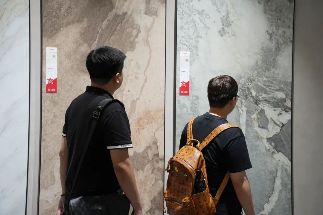 共筑美好丨海南省發(fā)展控股有限公司領導蒞臨大將軍瓷磚參觀考察(圖7)