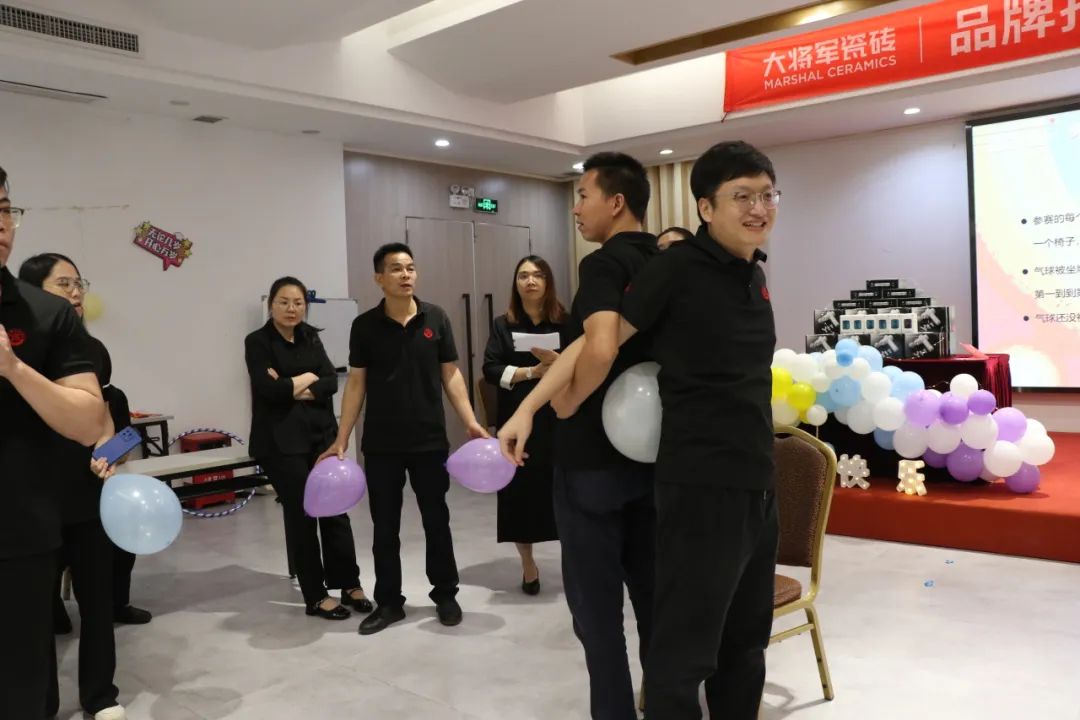 春夏拾光，喜辰共樂 | 將軍陶瓷集團(tuán)第二季度員工生日會(huì)圓滿舉辦！(圖9)